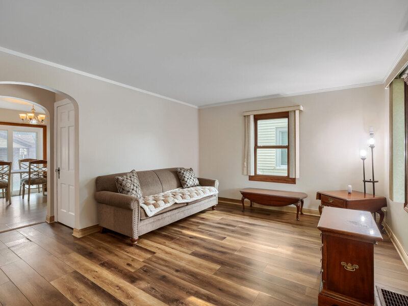 10743 S Kedzie Avenue Chicago IL 60655