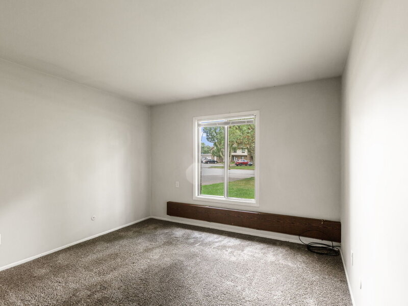 566 Somerset Lane Crystal Lake IL 60014