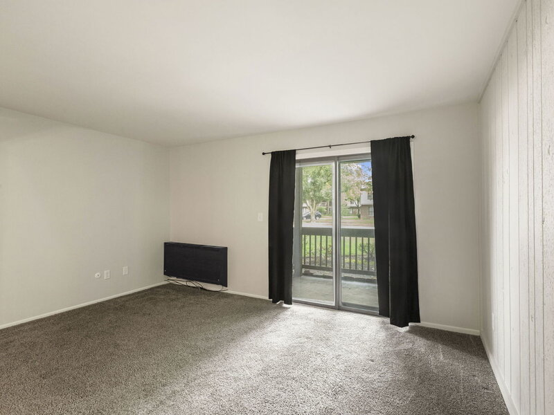 566 Somerset Lane Crystal Lake IL 60014