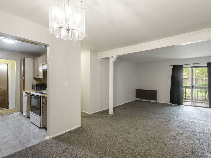 566 Somerset Lane Crystal Lake IL 60014