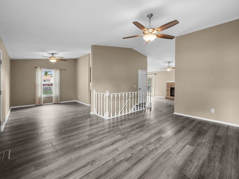 1503 W 46th Place Davenport IA 52806