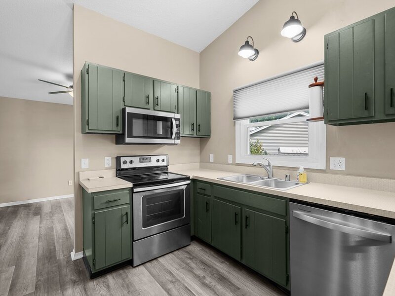 1503 W 46th Place Davenport IA 52806