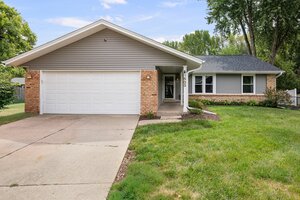 Photo of 1503 W 46th Place Davenport IA 52806
