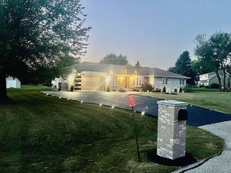 13 Gunpowder Lane Elgin IL 60123