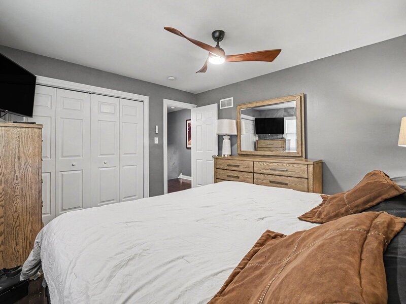 15659 Mutual Terrace South Holland IL 60473