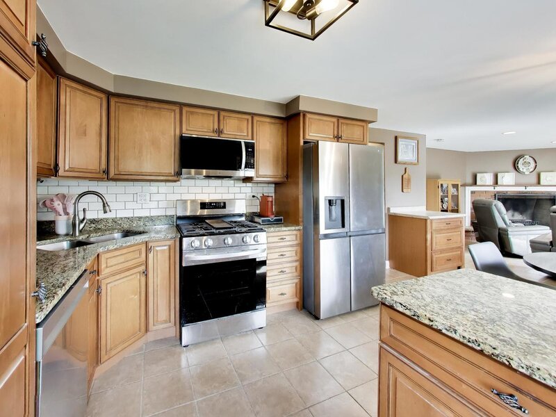 427 Kent Court Schaumburg IL 60193