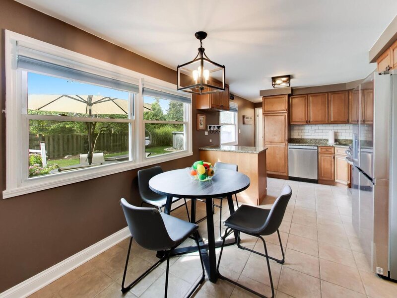 427 Kent Court Schaumburg IL 60193