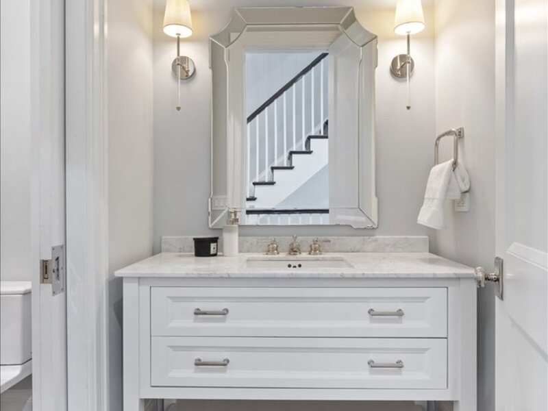 451 W Deming Place Chicago IL 60614