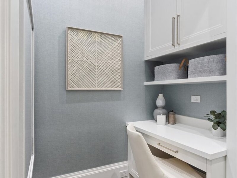 451 W Deming Place Chicago IL 60614