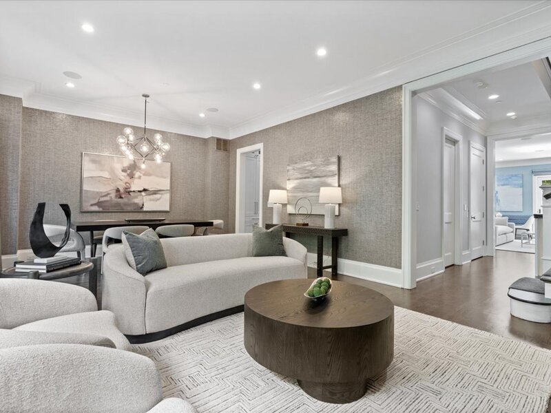 451 W Deming Place Chicago IL 60614