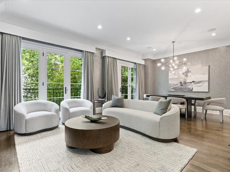 451 W Deming Place Chicago IL 60614