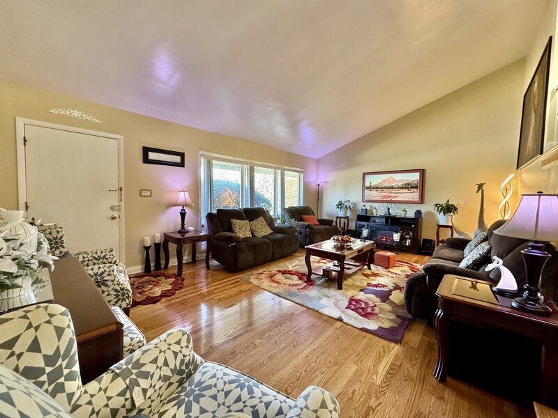 1247 S Mannheim Road Westchester IL 60154