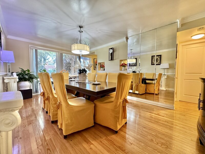 1247 S Mannheim Road Westchester IL 60154