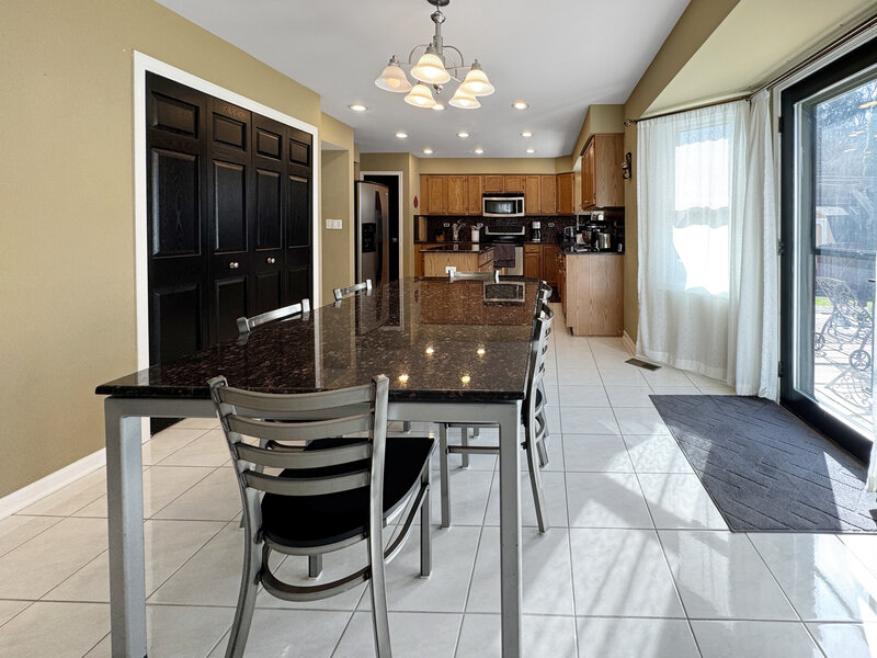 324 Chesapeake Lane Bloomingdale IL 60108