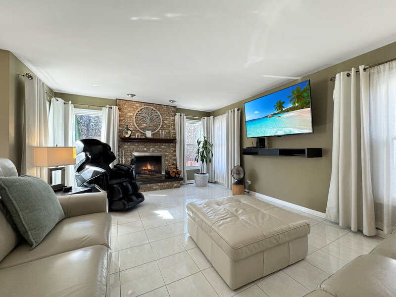 324 Chesapeake Lane Bloomingdale IL 60108