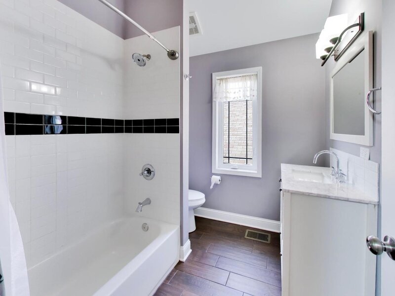 2819 Cuyler Avenue Berwyn IL 60402