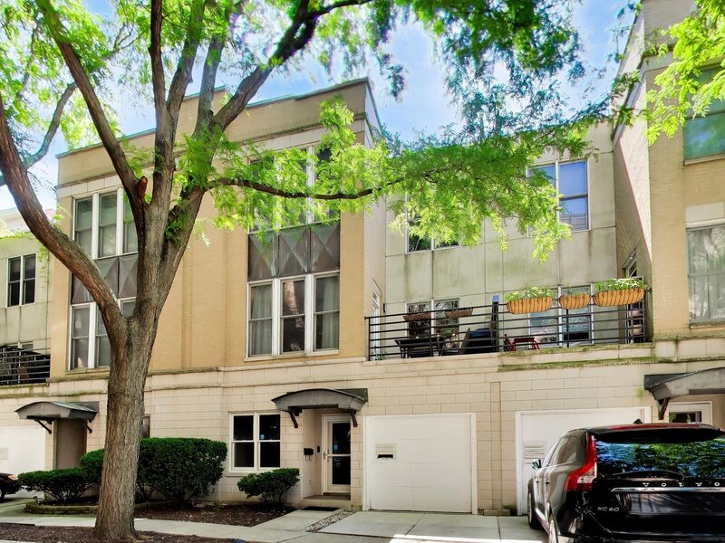 1537 S Michigan Avenue Chicago IL 60605