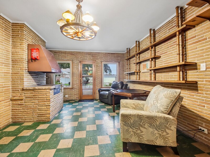6535 18th Street Berwyn IL 60402