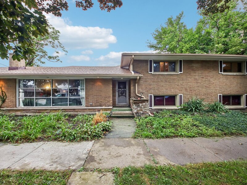 6535 18th Street Berwyn IL 60402