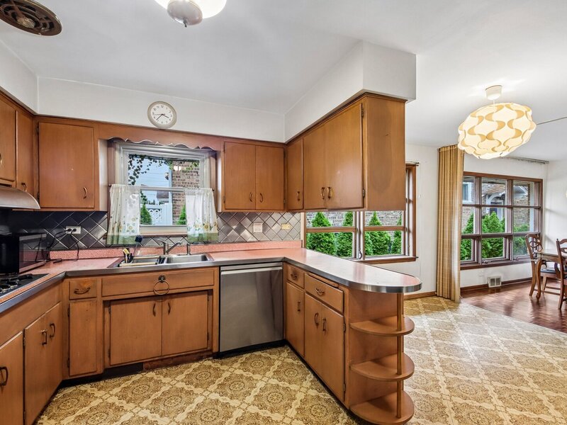 6535 18th Street Berwyn IL 60402