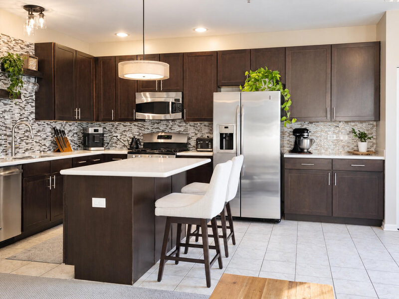 57 Veneto Court Streamwood IL 60107