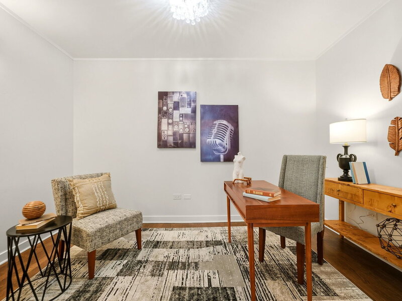 744 N Clark Street Chicago IL 60654