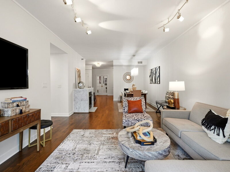 744 N Clark Street Chicago IL 60654
