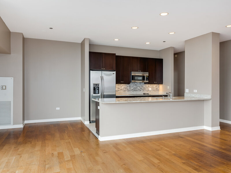 737 W Washington Boulevard Chicago IL 60661