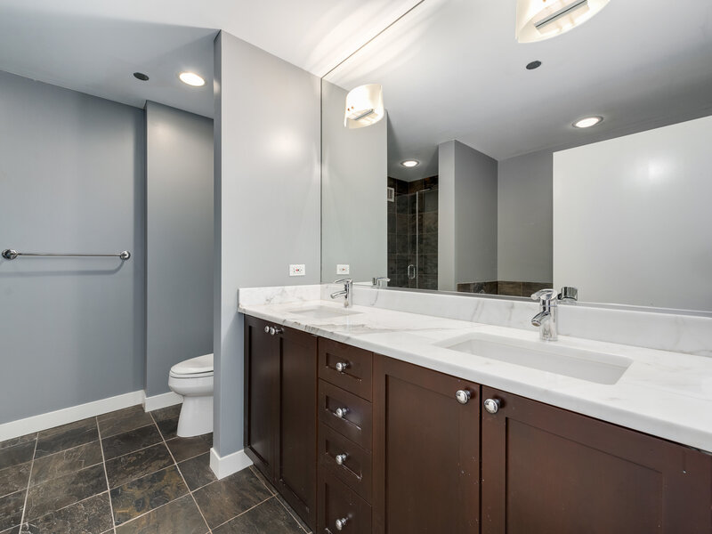 737 W Washington Boulevard Chicago IL 60661