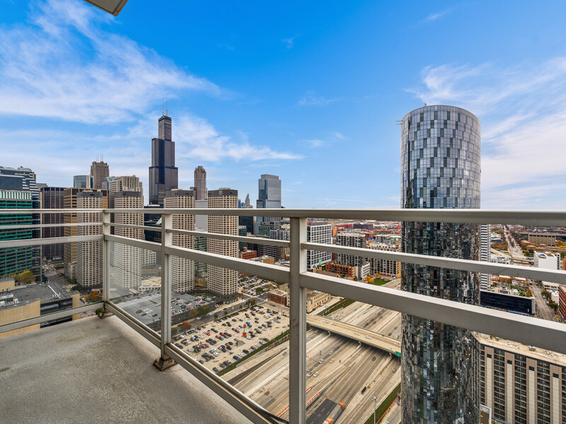 737 W Washington Boulevard Chicago IL 60661