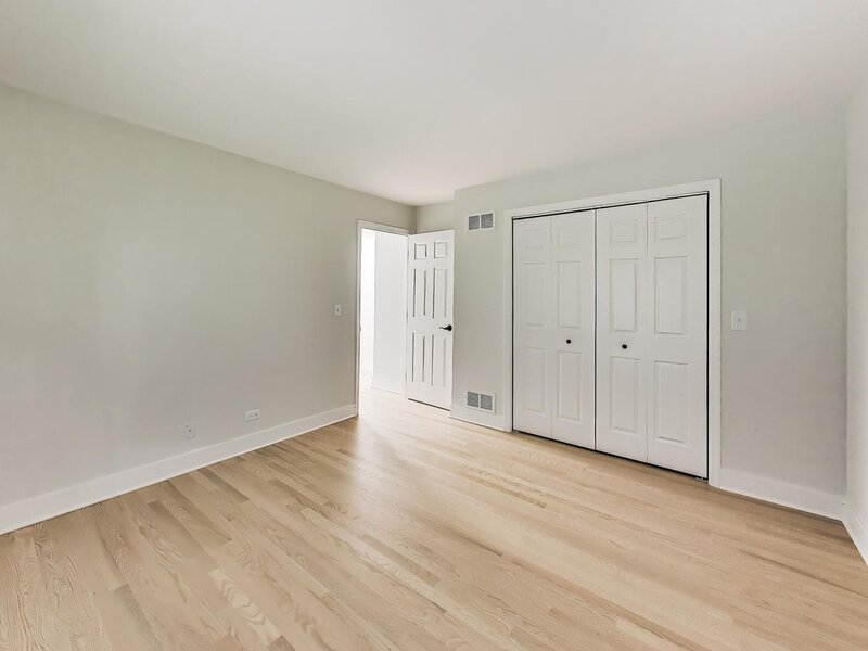 251 Perth Road Cary IL 60013