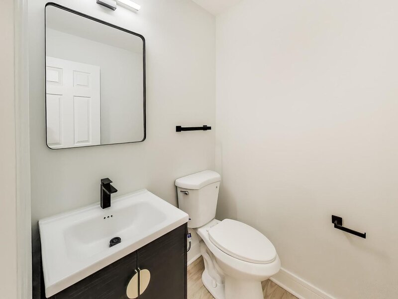 251 Perth Road Cary IL 60013