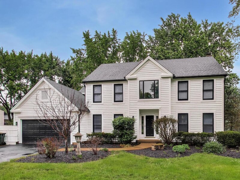 251 Perth Road Cary IL 60013