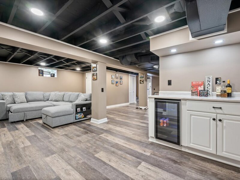 7259 N Odell Avenue Chicago IL 60631