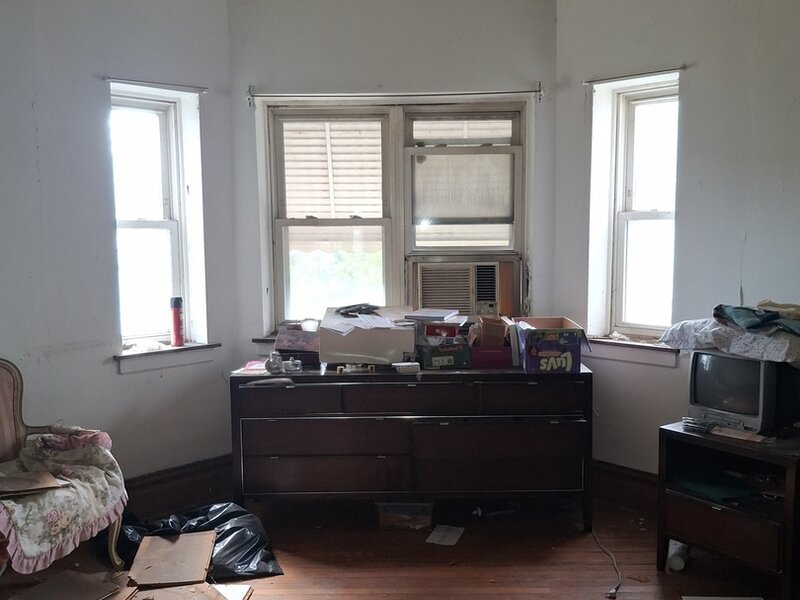 4555 S Forrestville Avenue Chicago IL 60653