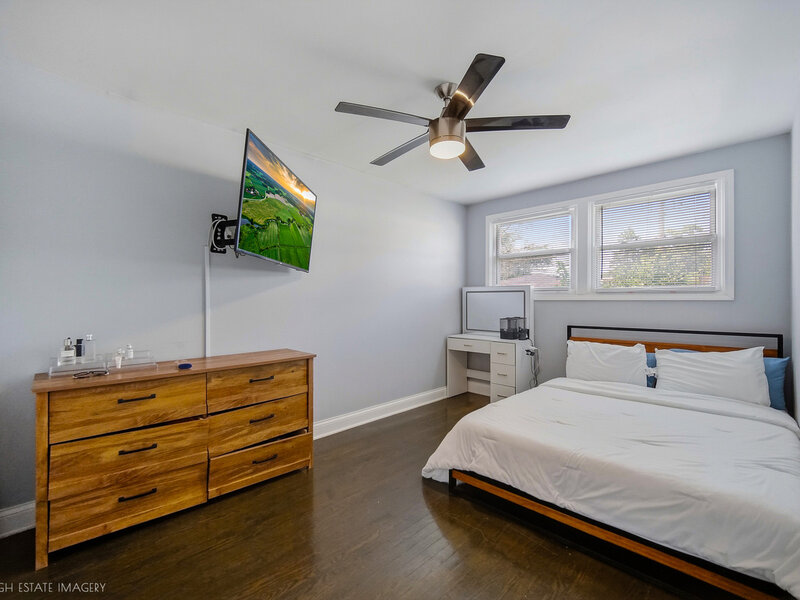 1238 W 112th Place Chicago IL 60643