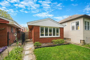 Photo of 1238 W 112th Place Chicago IL 60643