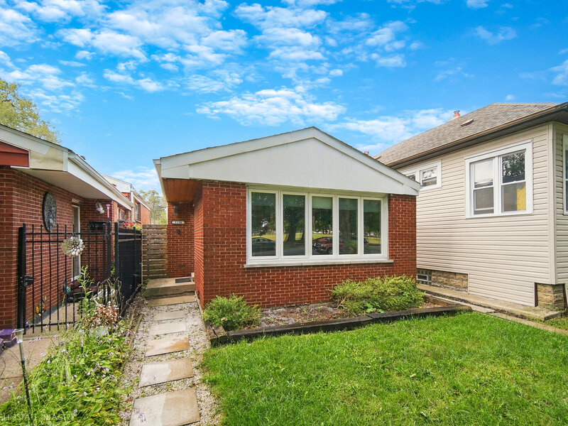 1238 W 112th Place Chicago IL 60643