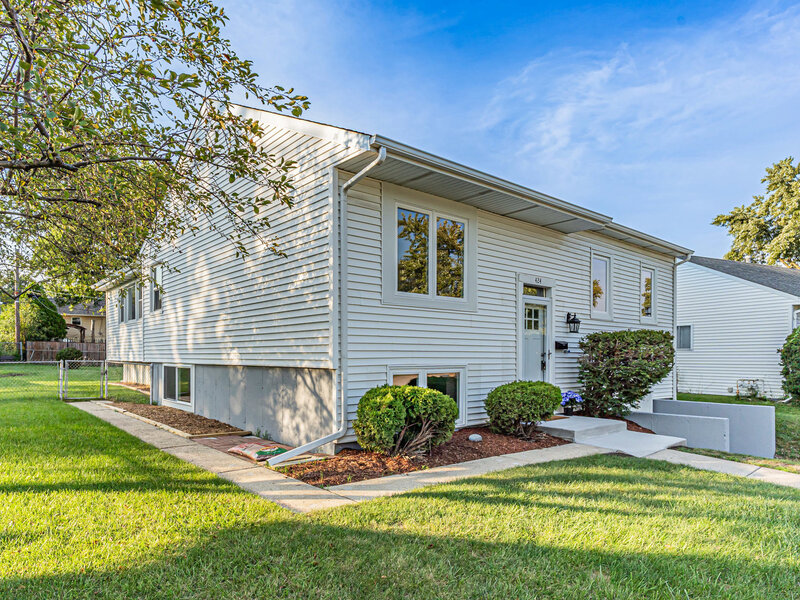 424 Mark Avenue Glendale Heights IL 60139