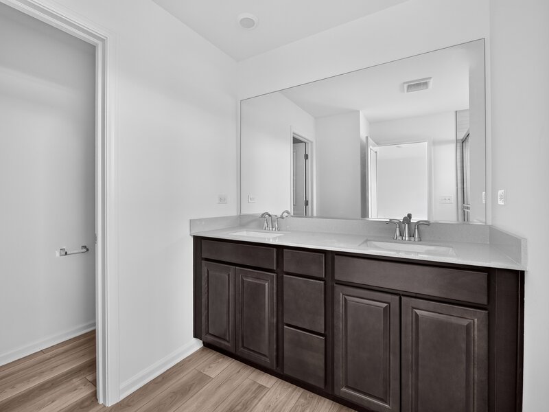 200 Gentian Court Oswego IL 60543
