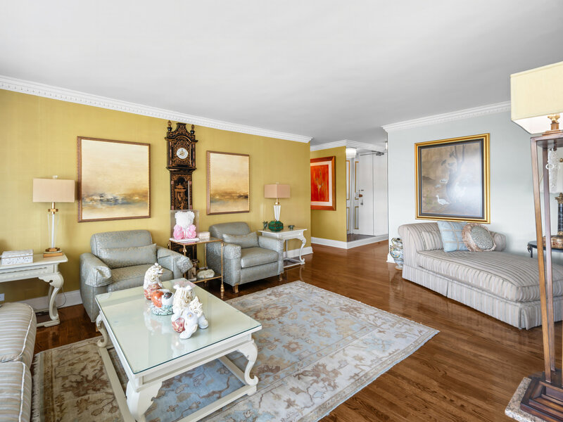1700 E 56th Street Chicago IL 60637