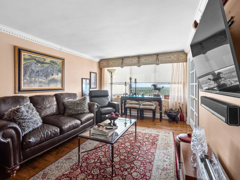1700 E 56th Street Chicago IL 60637