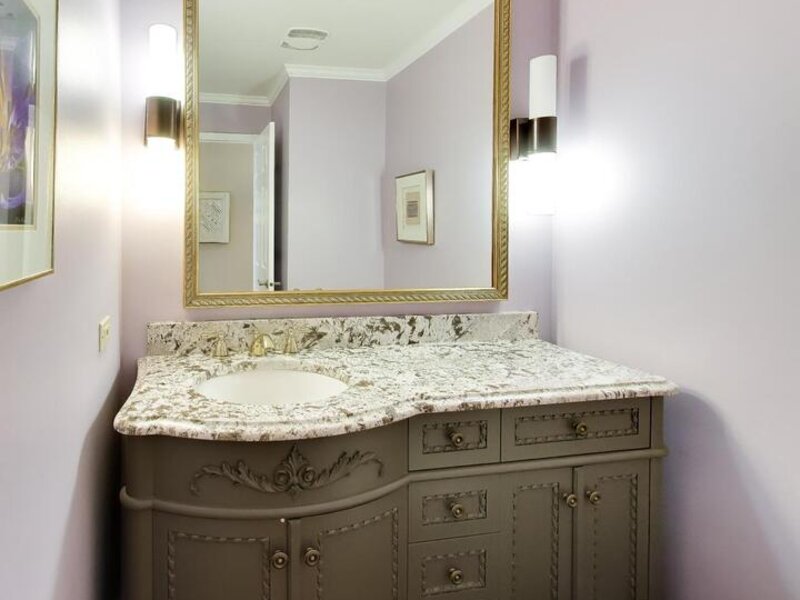 825 Fountain View Drive Deerfield IL 60015