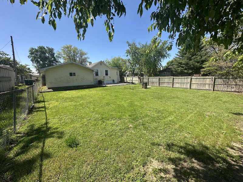 102 E Grove Street Streator IL 61364