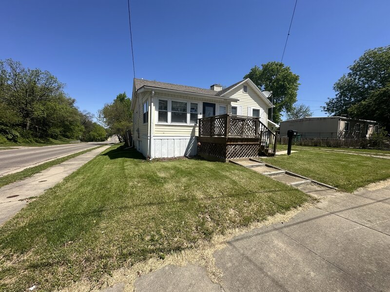 102 E Grove Street Streator IL 61364