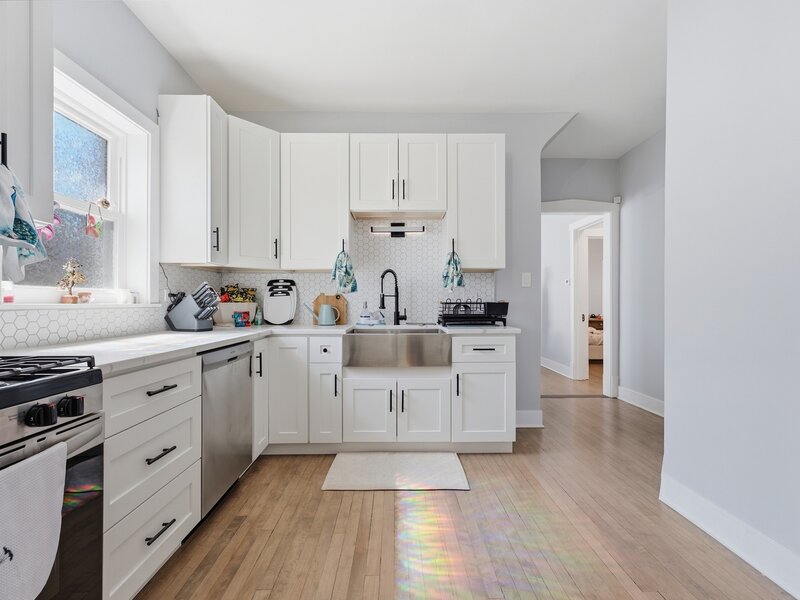 1405 S 17th Avenue Maywood IL 60153