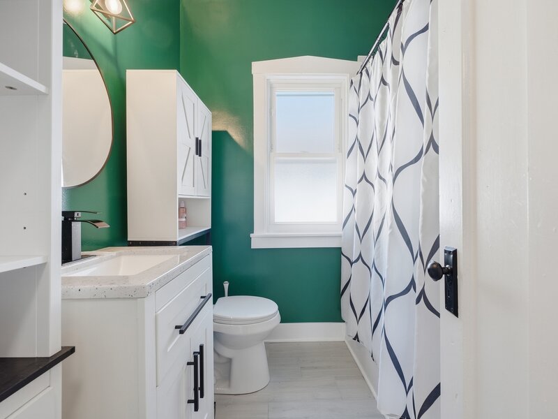 1405 S 17th Avenue Maywood IL 60153