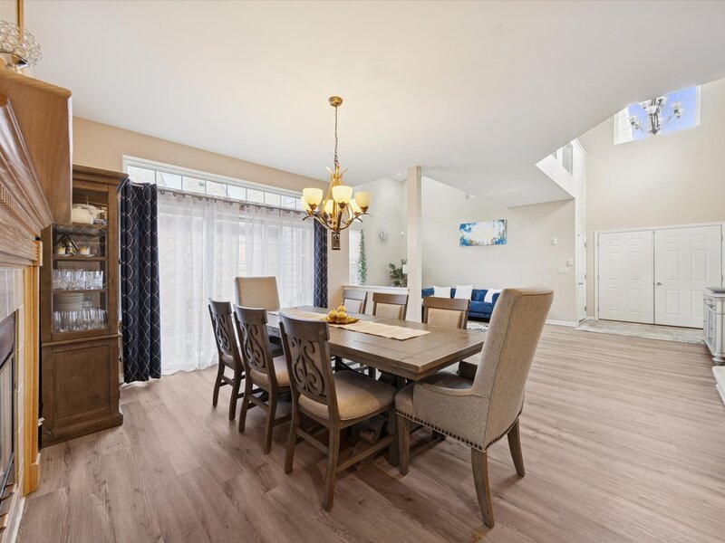 1618 Astor Avenue Oakbrook Terrace IL 60181