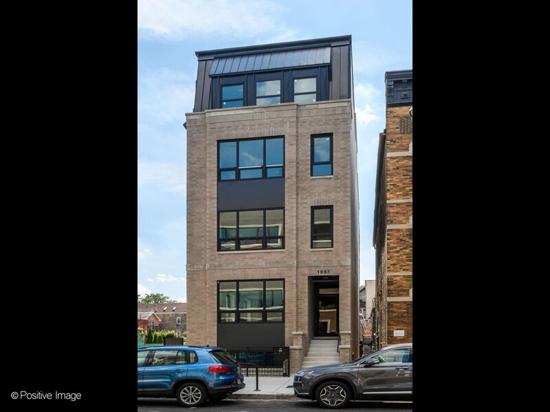 1951 W Dickens Avenue Chicago IL 60614