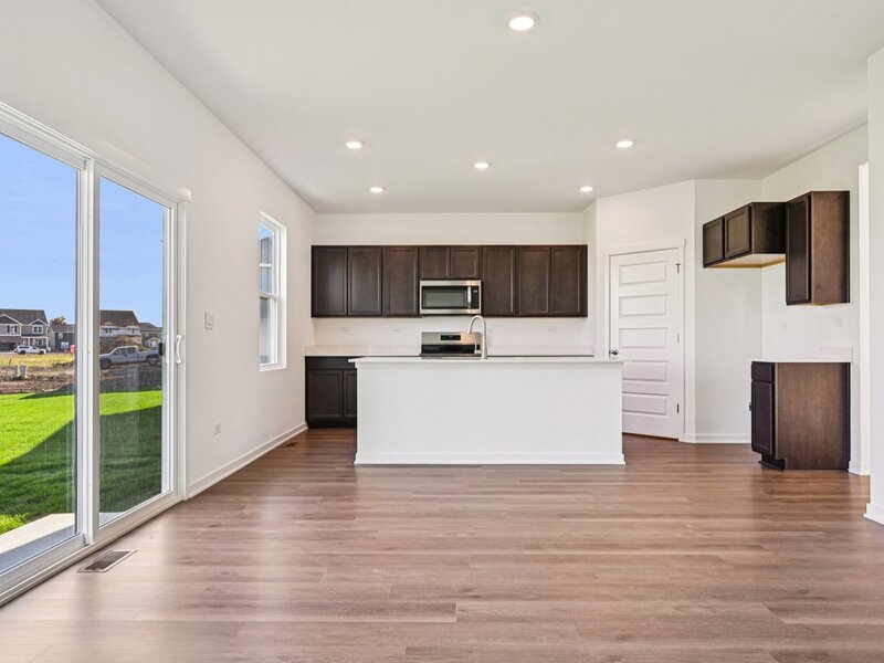 989 Emerald Drive Montgomery IL 60538